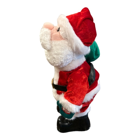 Singing Santa - Picture 3 of 5